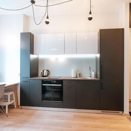 Central Comfort At Hanzas Residence, Stay Near Cafes, Bars, Museums & Esplanade Riga Luaran gambar