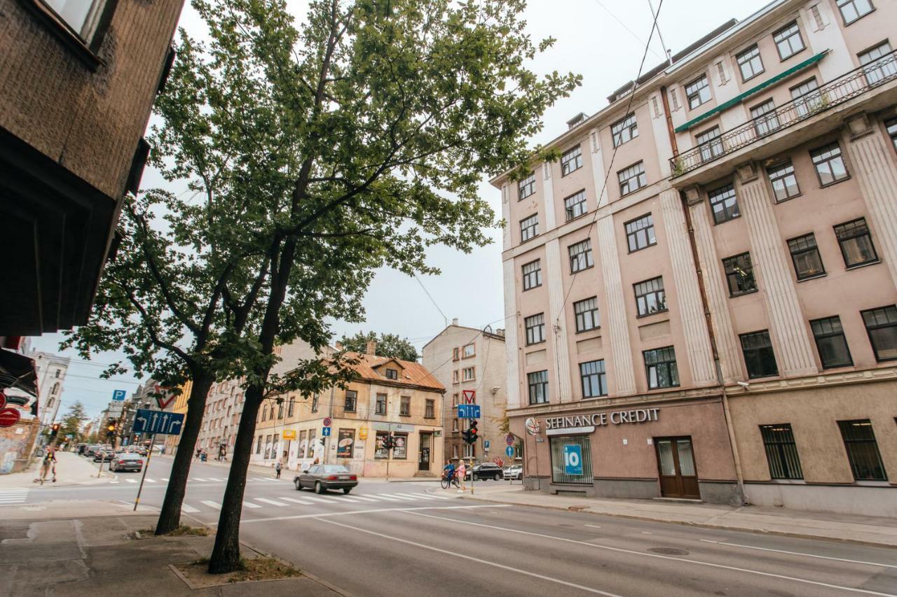 Central Comfort At Hanzas Residence, Stay Near Cafes, Bars, Museums & Esplanade Riga Luaran gambar