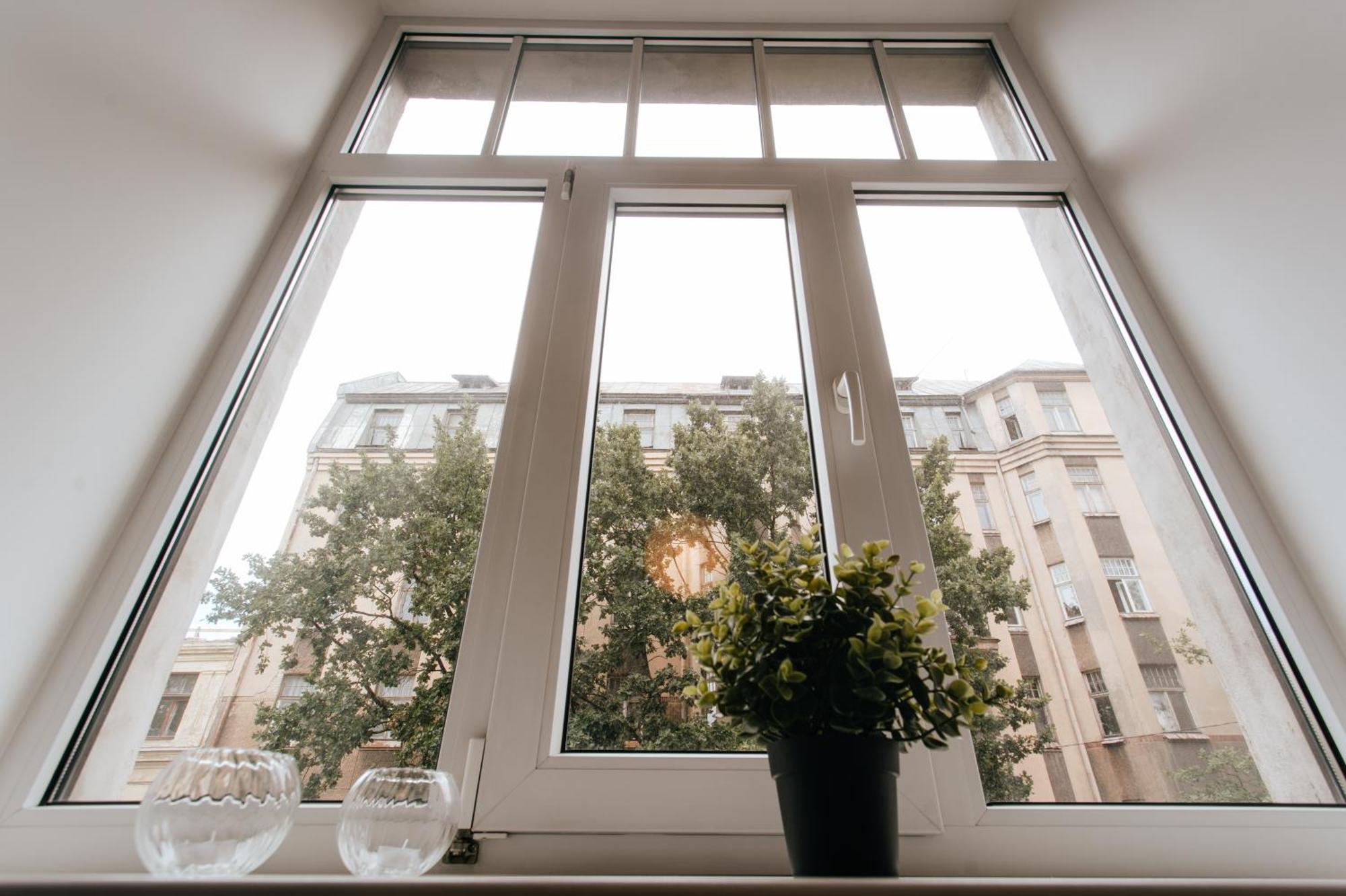 Central Comfort At Hanzas Residence, Stay Near Cafes, Bars, Museums & Esplanade Riga Luaran gambar